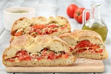 Pane cuncatu -  hal, paradicsom, olivaolaj, oregánó